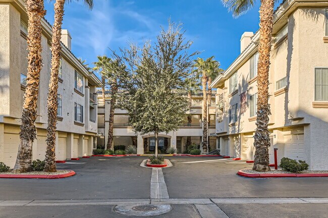 Building Photo - 7127 S Durango Dr Unit 310 Rental