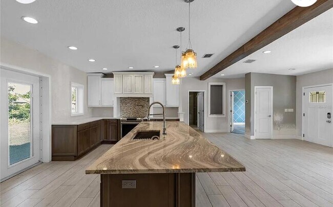 Photo - 4612 7th St Ct E