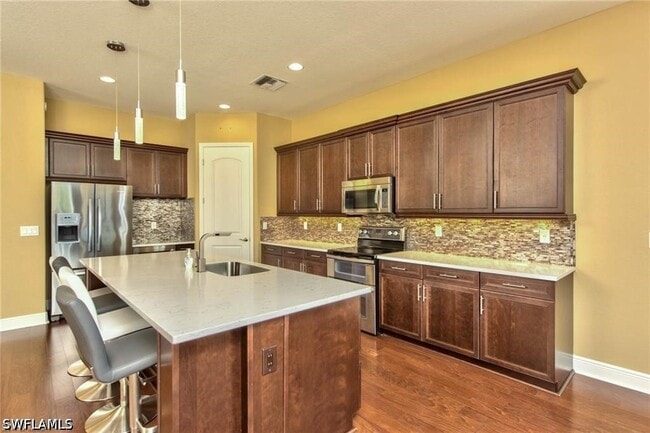 Photo - 1614 Serrano Cir