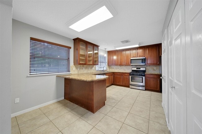 Photo - 9 W Lance Leaf Rd