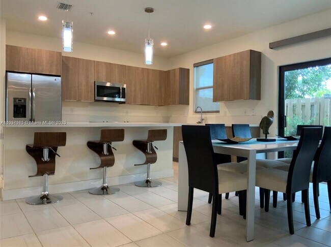 Photo - 10479 NW 82nd St