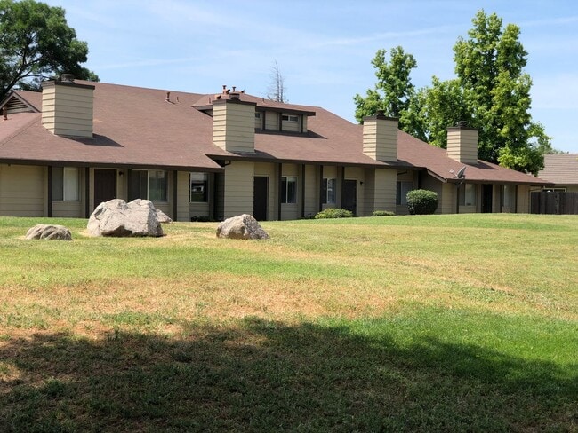 Building Photo - 2357 Fir Ave Unit 2357-4 Rental