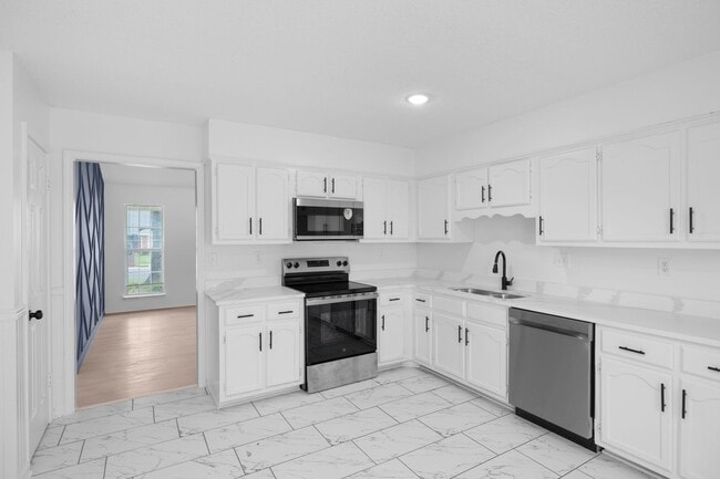 Photo - 7124 Brandee Dr