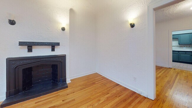 Photo - Moreland Place