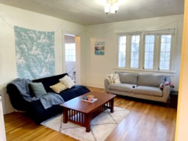 Building Photo - PRE-LEASE 4 BED 2 BATH – University Hill B... Rental