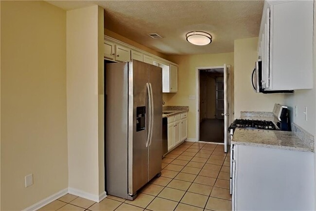 Photo - 208 Shenandoah Ct