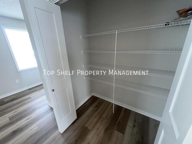 Photo - 193 NE 56th St