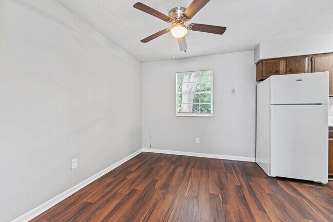 Photo - 12513 E Orell Rd Unit E Orell Rd, 12513 -  4