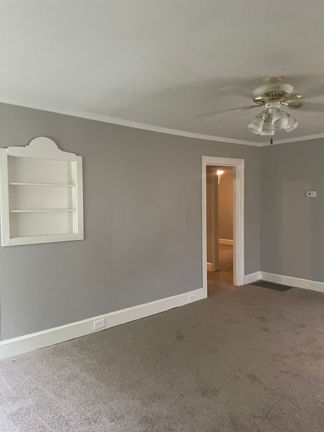 Photo - 2 Bedroom House ready for you to call HOME  <3