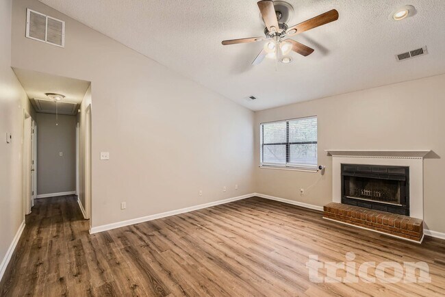 Photo - 80 Ridgewood Trail