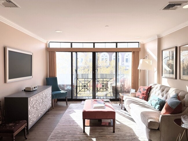 Photo - 540 E Broadway Unit 5A