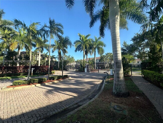 Photo - 13017 Riverwalk Cir S