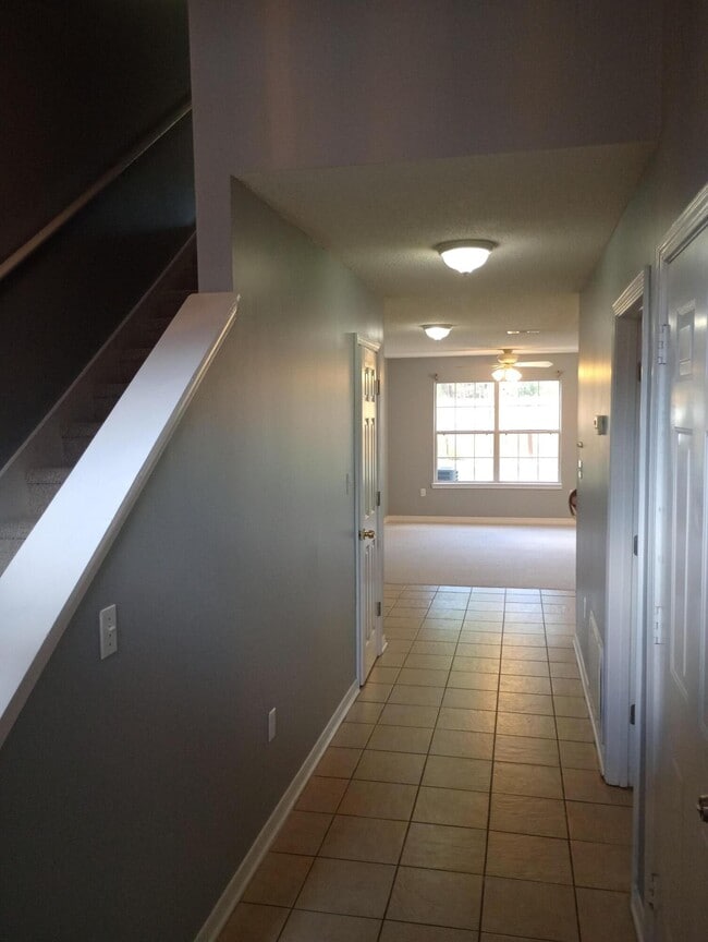 Photo - 129 Noblat Dr