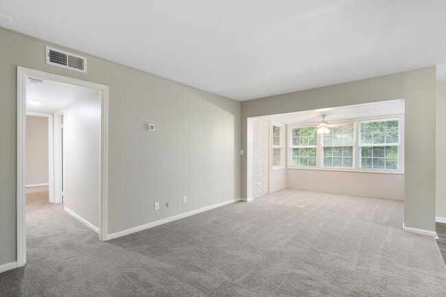 Winthrop Apartments