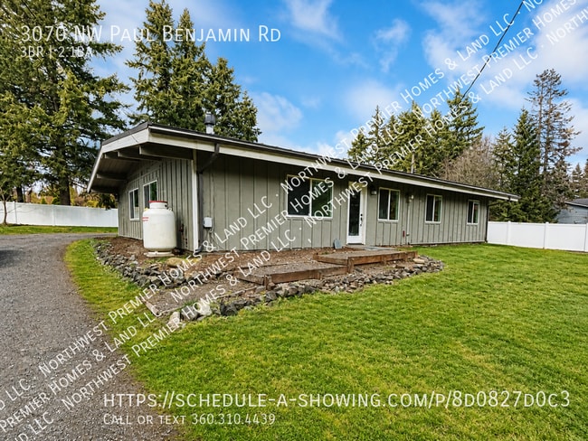 Building Photo - 3070 NW Paul Benjamin Rd