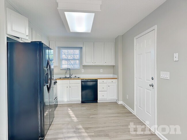 Photo - 1522 Mill Creek Rd