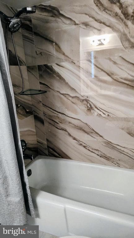 Photo - 6100 Westchester Park Dr