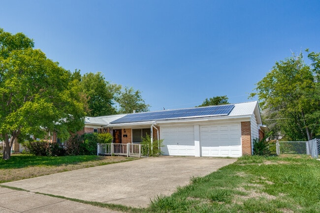 Building Photo - 13809 Janwood Ln Rental