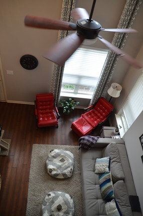 Sala de estar RM-2 - 1064 Worth Lane Unidad B5L