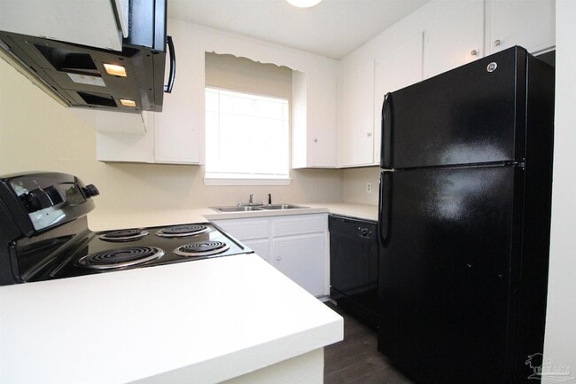 Photo - 10151 Guidy Ln