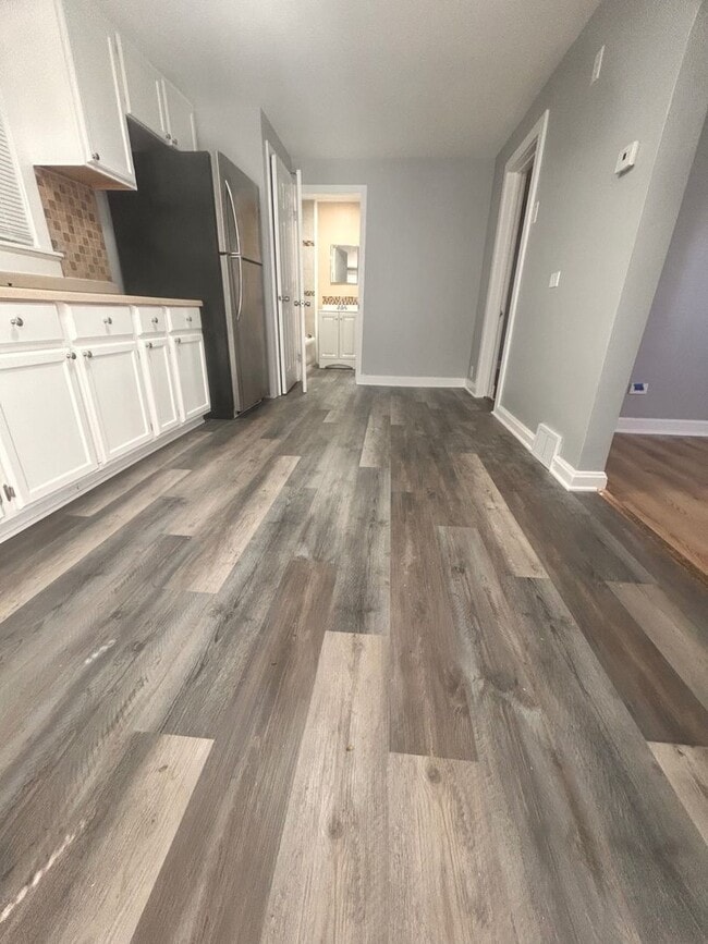 Photo - Updated 1-Bedroom Coach House with In-Unit Laundry Unit COACH
