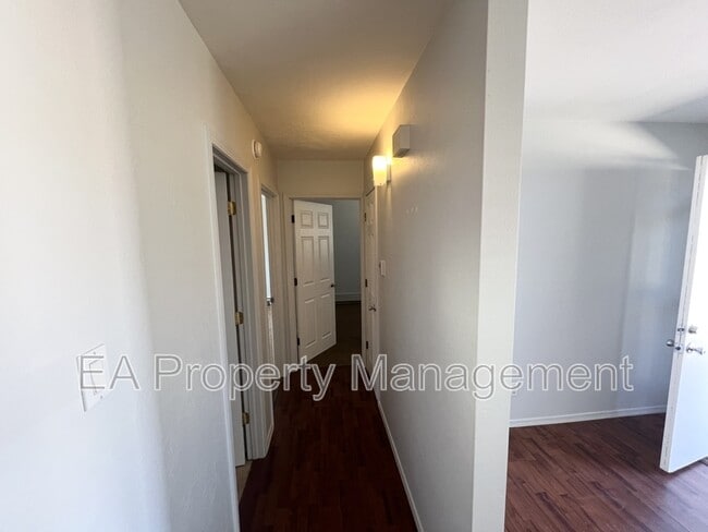 Photo - 5837 Guadalupe Trail NW