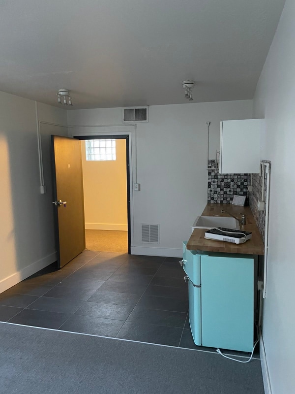 Photo - 416 E Main St