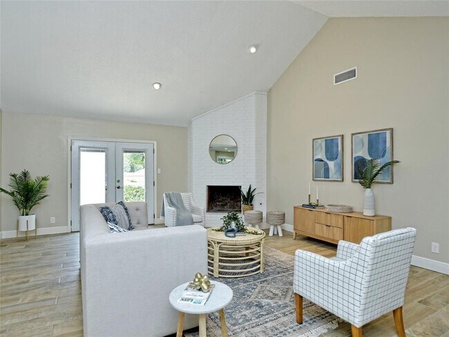 Photo - 4301 Balcones Woods Dr