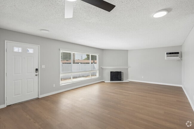 2BR, 2BA - 1,200SF - Living Room