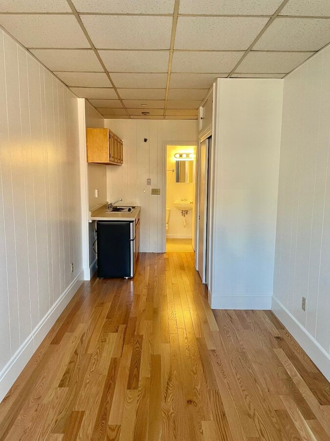 Charming Back Bay Studio – Bright & Sunny ... - Charming Back Bay Studio – Bright & Sunny ... Condo