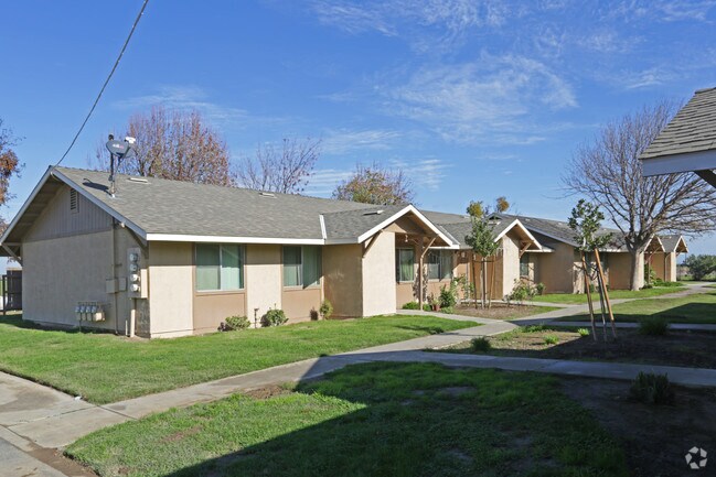 Photo - Conquistador Villa Apartments