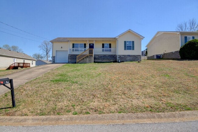 Photo - Three Bedroom Close to Post