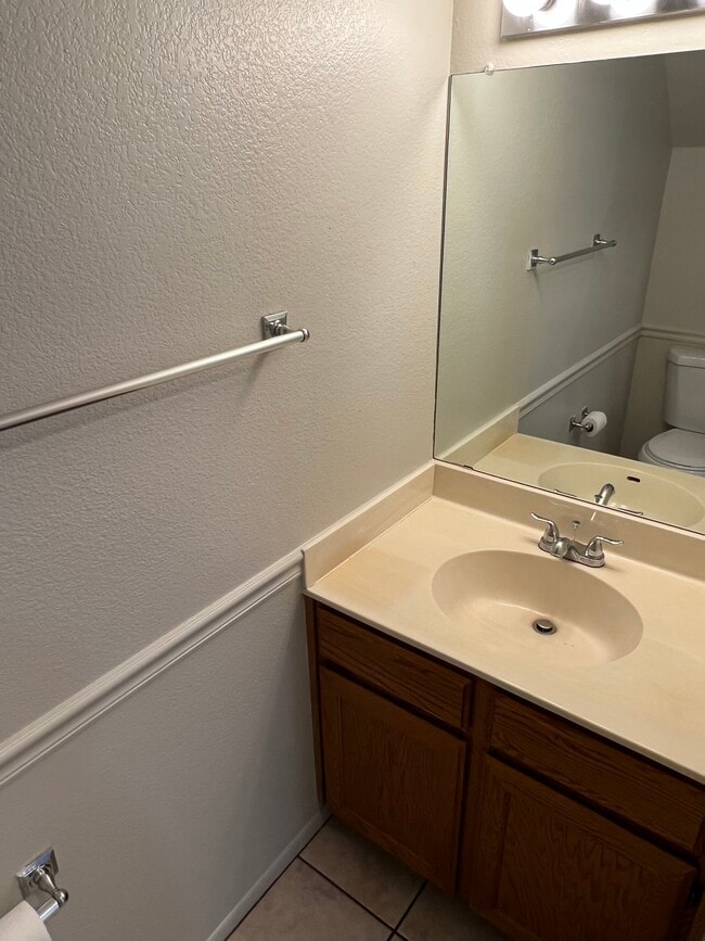 Photo - 2986 N Oregon St