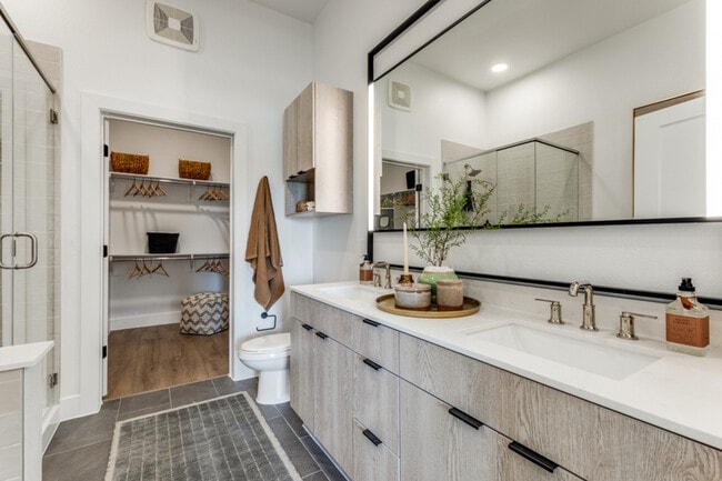 Pearl Bee Cave | Bee Cave, Texas | New Apartment Homes