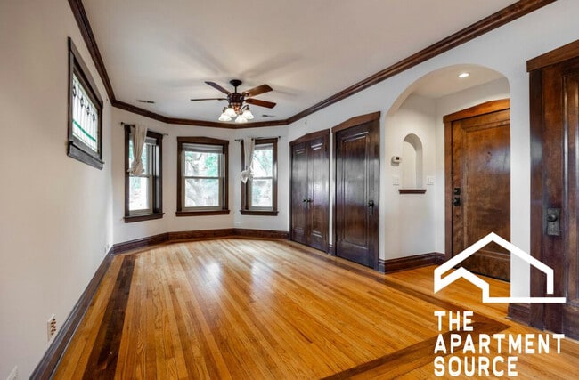 Building Photo - 4309 N Richmond St Unit 2