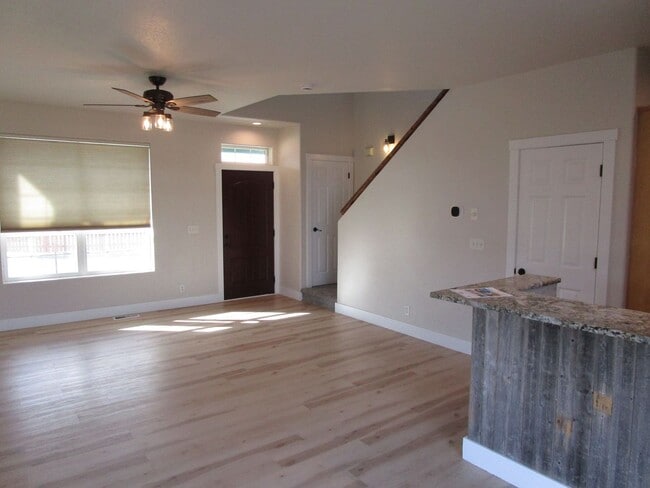 Photo - *PRICE REDUCED* Completely Refreshed 2 Sto...