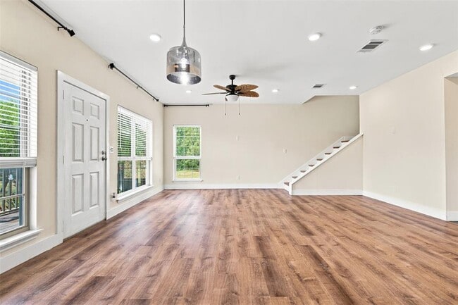 Photo - 600 Highland Ranch Way