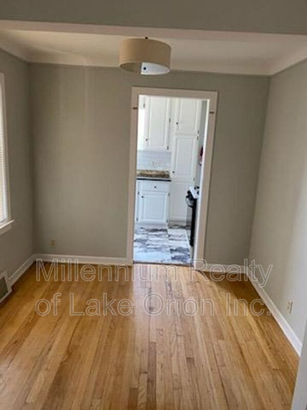 Photo - 1522 Longfellow Ave