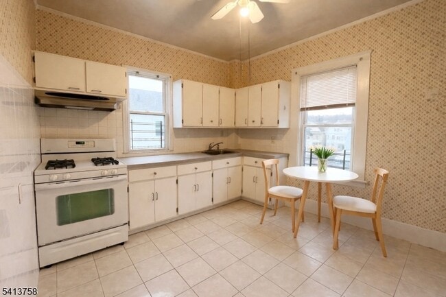 Photo - 91 Watson Ave