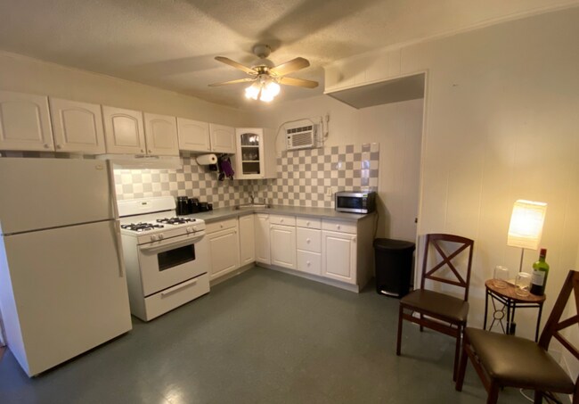 Building Photo - 307 Shawmut Ave Rental