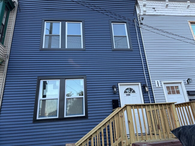 Photo - 380 1st St Unit 1
