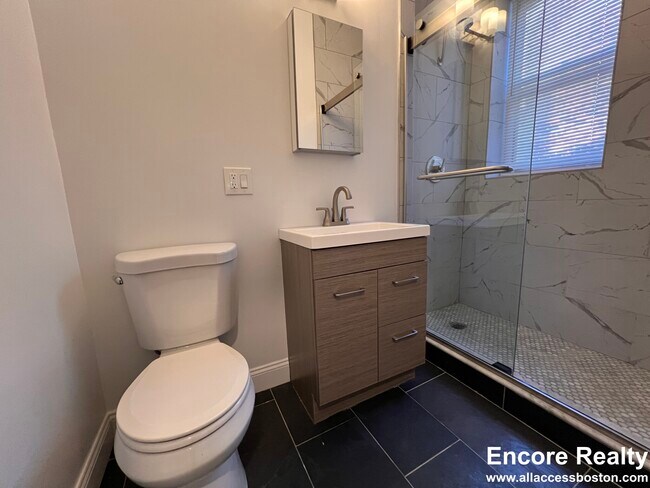 Photo - 11 Peterborough St Unit 23