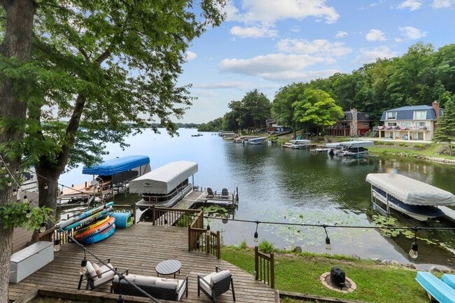 Building Photo - Lauderdale Waterfront Cottage with Private... Rental