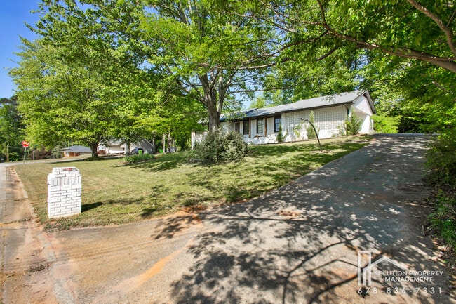 Photo - 1870 Gherry Dr