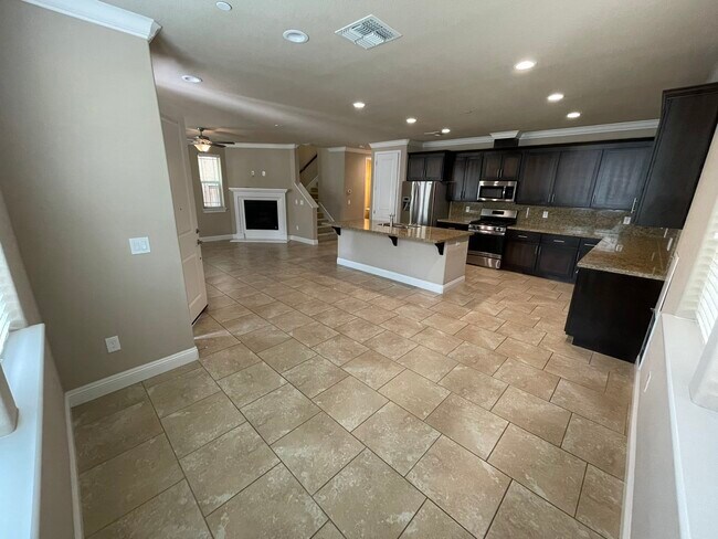 Photo - 677 Addison Ln