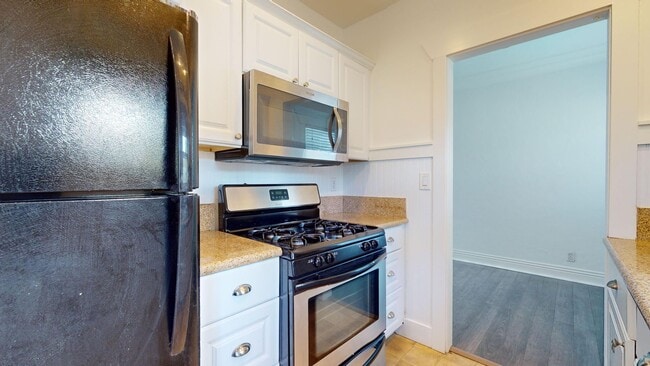 Photo - One Bedroom Available for Long Term Rent a... Unit G