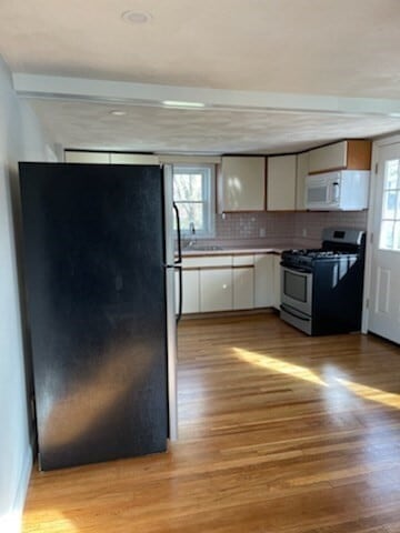 Photo - 21 Woburn St