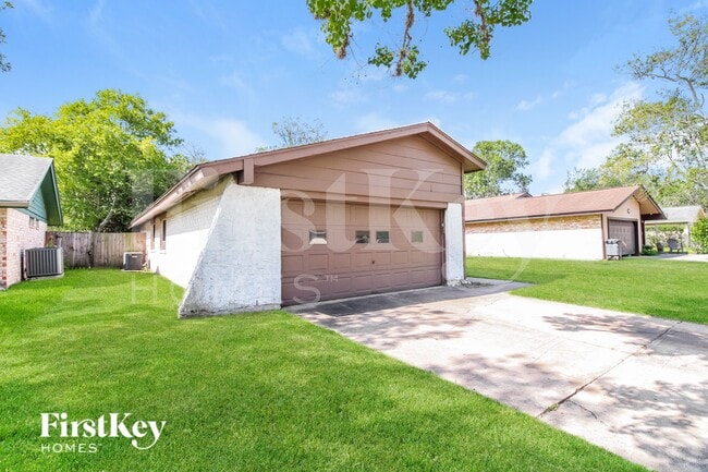 Photo - 4427 Ravine Dr