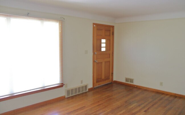 Photo - 3 Bed 1.5 bath Single Family Home