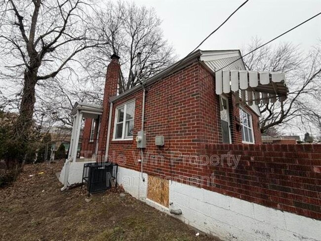 Photo - 6206 Evergreen Blvd